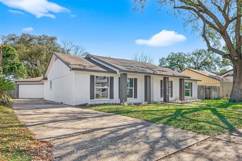 Tiny photo for 12330 Longbrook Drive, Houston, TX 77099 (MLS # 56038483)
