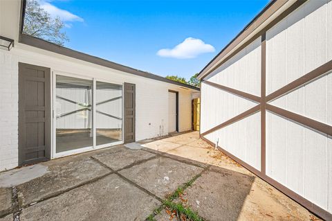 Tiny photo for 12330 Longbrook Drive, Houston, TX 77099 (MLS # 56038483)