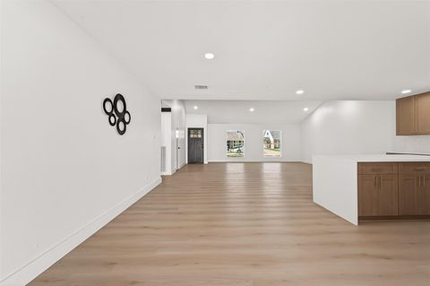 Tiny photo for 12330 Longbrook Drive, Houston, TX 77099 (MLS # 56038483)