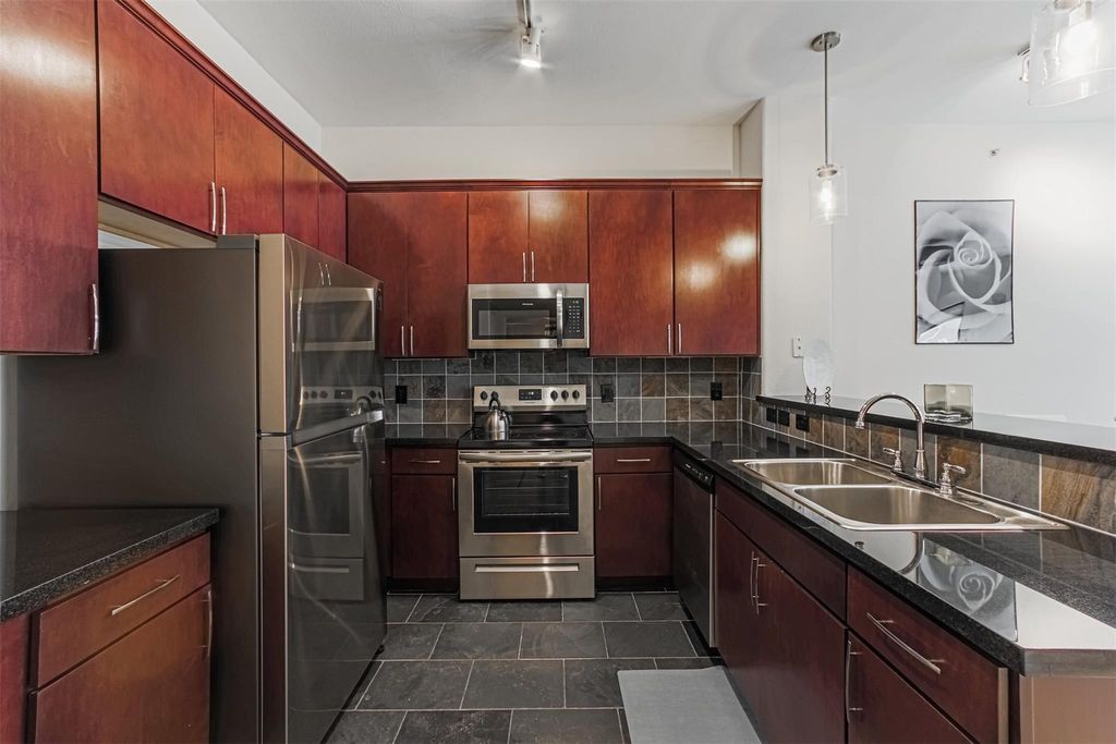 Photo of 1901 Post Oak Boulevard #3115, Houston, TX 77056 (MLS # 18717911)
