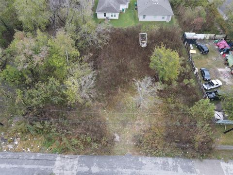 39 Tommye Street Houston TX 77028