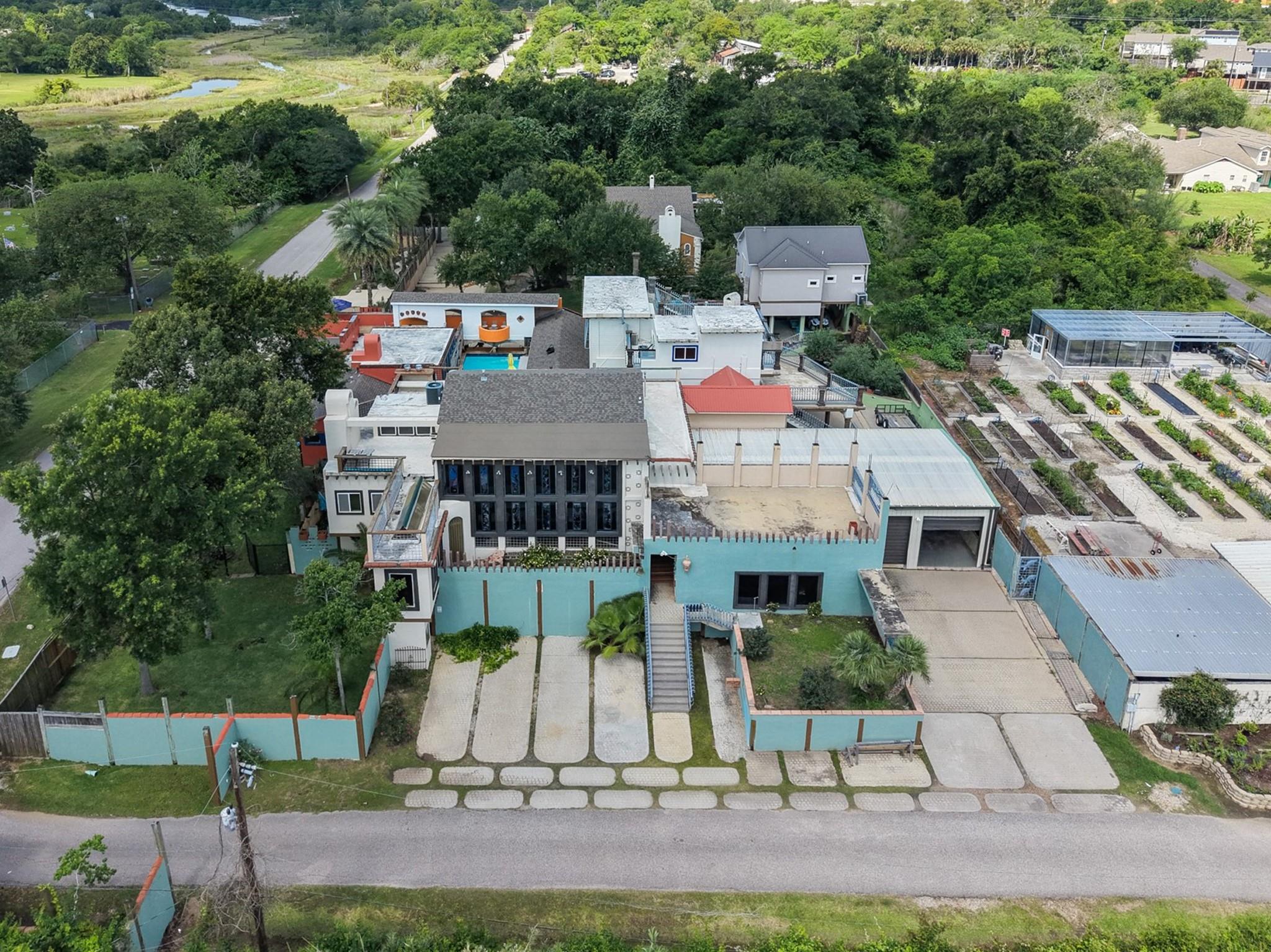 614 Pine Gully Road