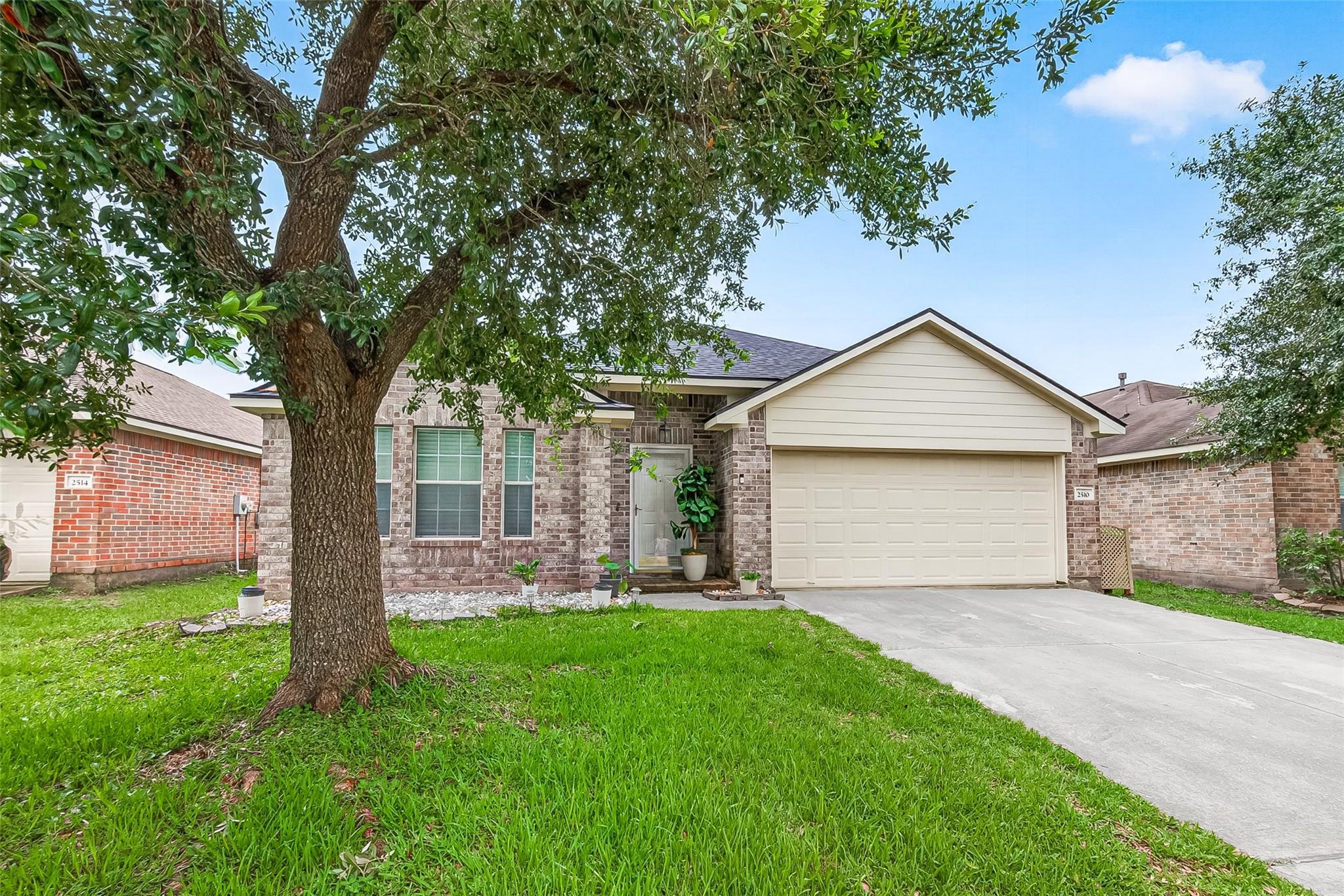 2510 Fox Water Drive