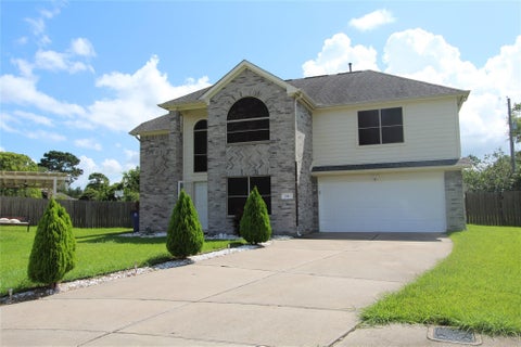 Photo of 118 Highland Street, Texas City, TX 77591 (MLS # 88440448)