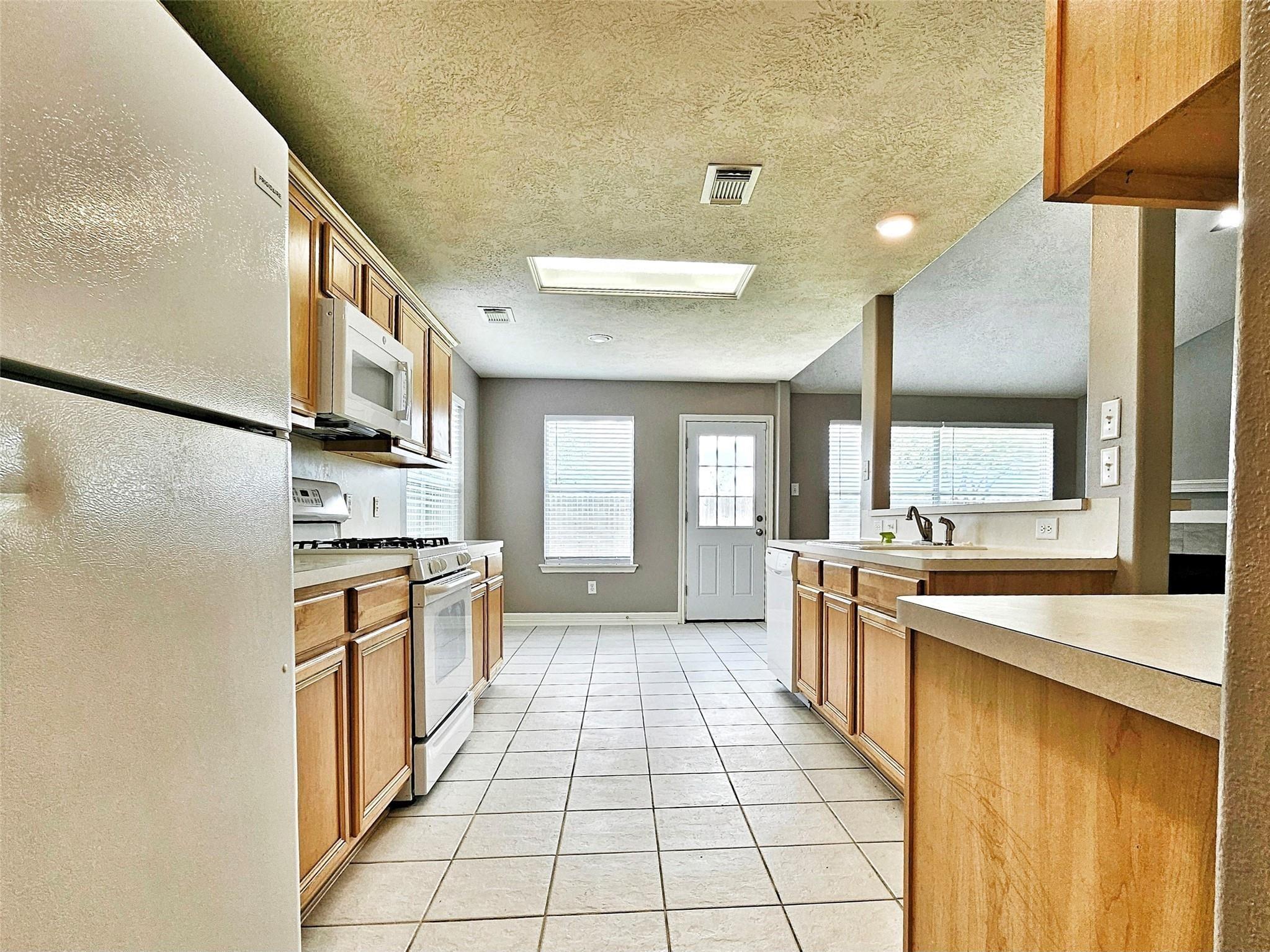 20503 Hidden Point Lane