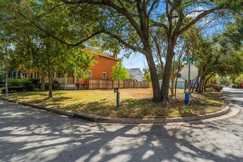 Photo of 602 E 24th Street Street, Houston, TX 77008 (MLS # 62748541)