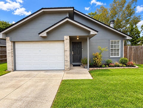 Photo of 11123 Drakeland Drive, Humble, TX 77396 (MLS # 62598744)