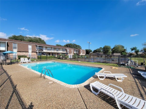 Photo of 5252 Twin City Highway HWY #448, Groves, TX 77619 (MLS # 32558527)