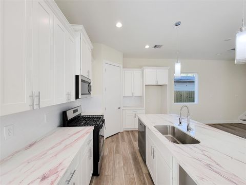 Photo of 5931 Beall Street #C, Houston, TX 77091 (MLS # 41032644)