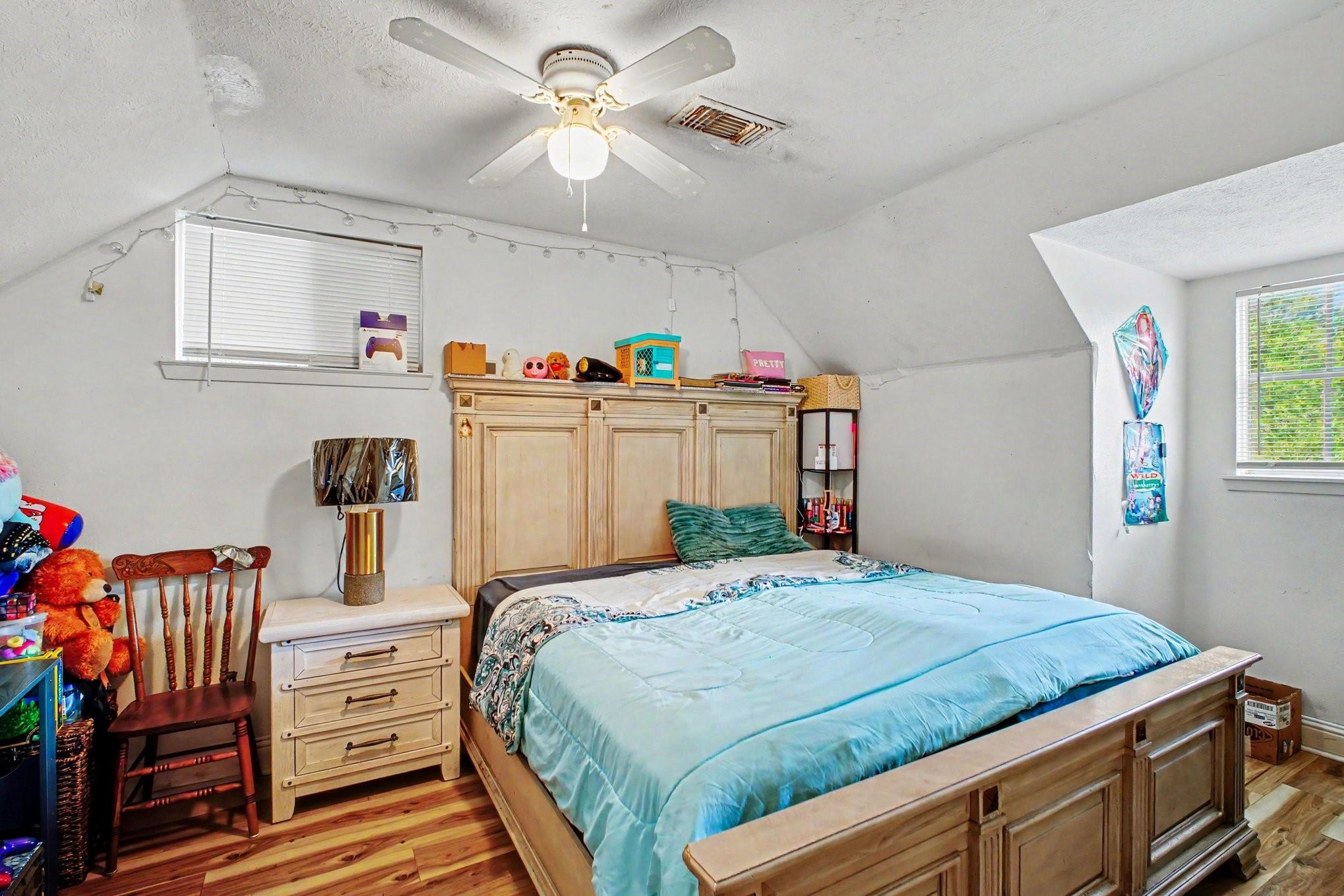 2806 Dewberry Lane