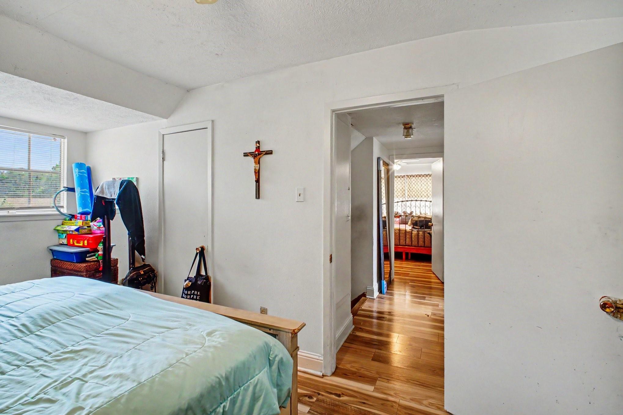 2806 Dewberry Lane