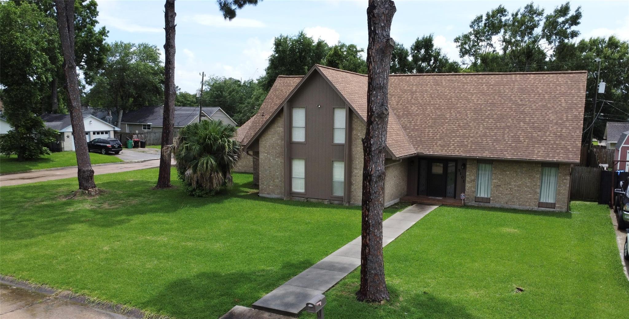 5101 Arrowhead Drive