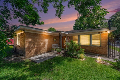 Homes For Sale - 6503 Sharon Lane<br/> Galveston County, Hitchcock, TX 77563