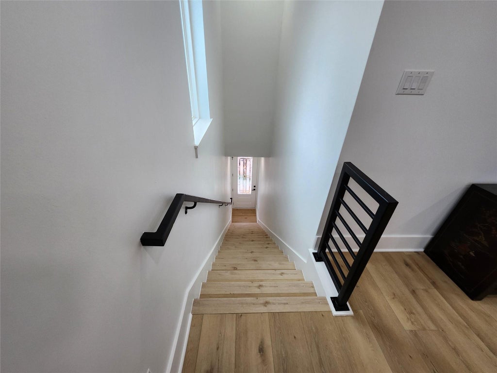 Photo of 207 Carl Street #B, Houston, TX 77009 (MLS # 2188825)