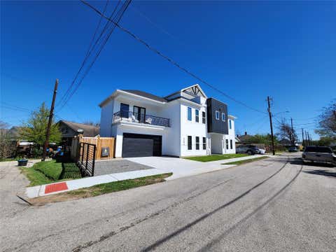 Photo of 207 Carl Street #B, Houston, TX 77009 (MLS # 2188825)