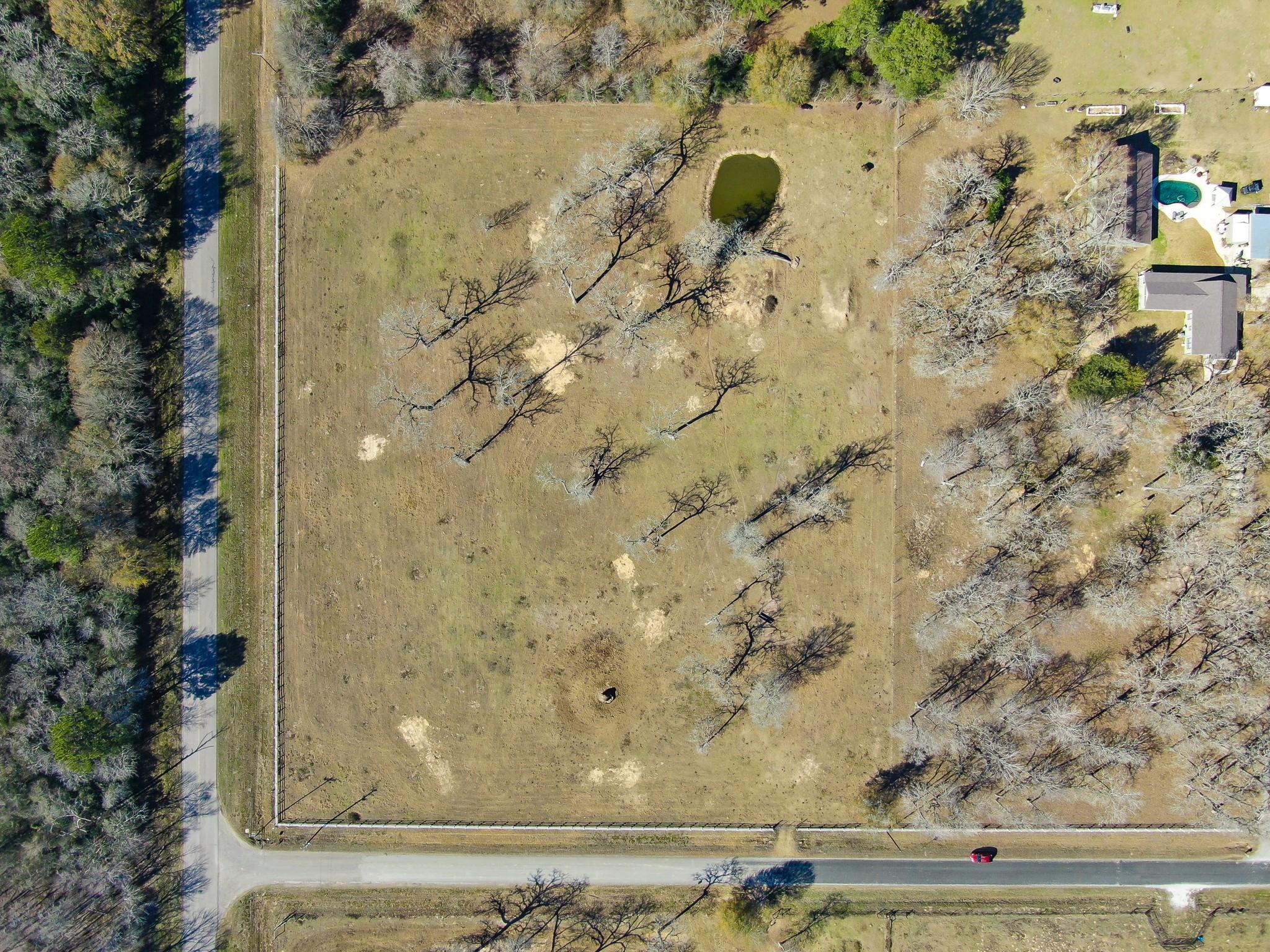 26071 Forest Hills Ln