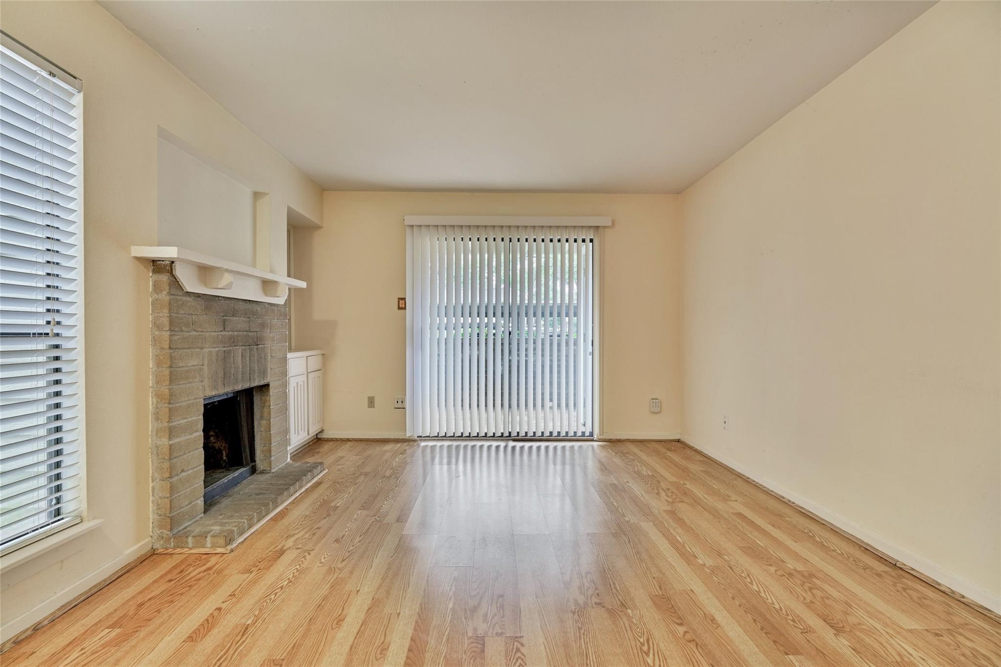 3500 Tangle Brush Drive 25
