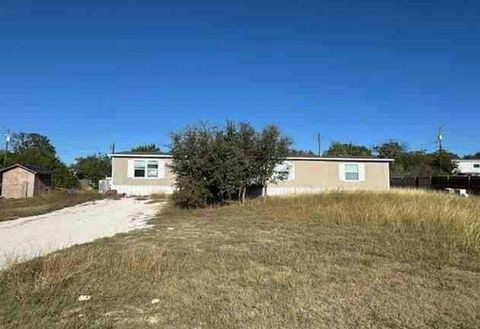 Homes For Sale - 4815 Cimmaron Trail<br/> Parker County, Weatherford, TX 76087