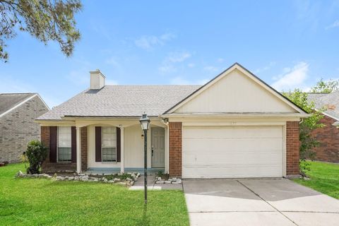 Photo of 1635 Ridgebriar Drive, Houston, TX 77014 (MLS # 43916809)