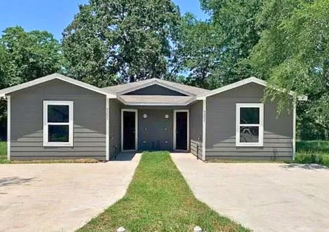 Photo of 9205 Kentshire Street #A, Houston, TX 77078 (MLS # 59411117)