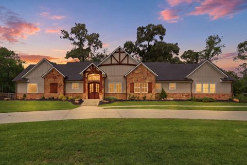 Photo of 4530 Honea Egypt Road, Montgomery, TX 77316 (MLS # 77446633)