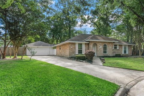 Photo of 2415 Shadbury Court, Houston, TX 77339 (MLS # 90488104)