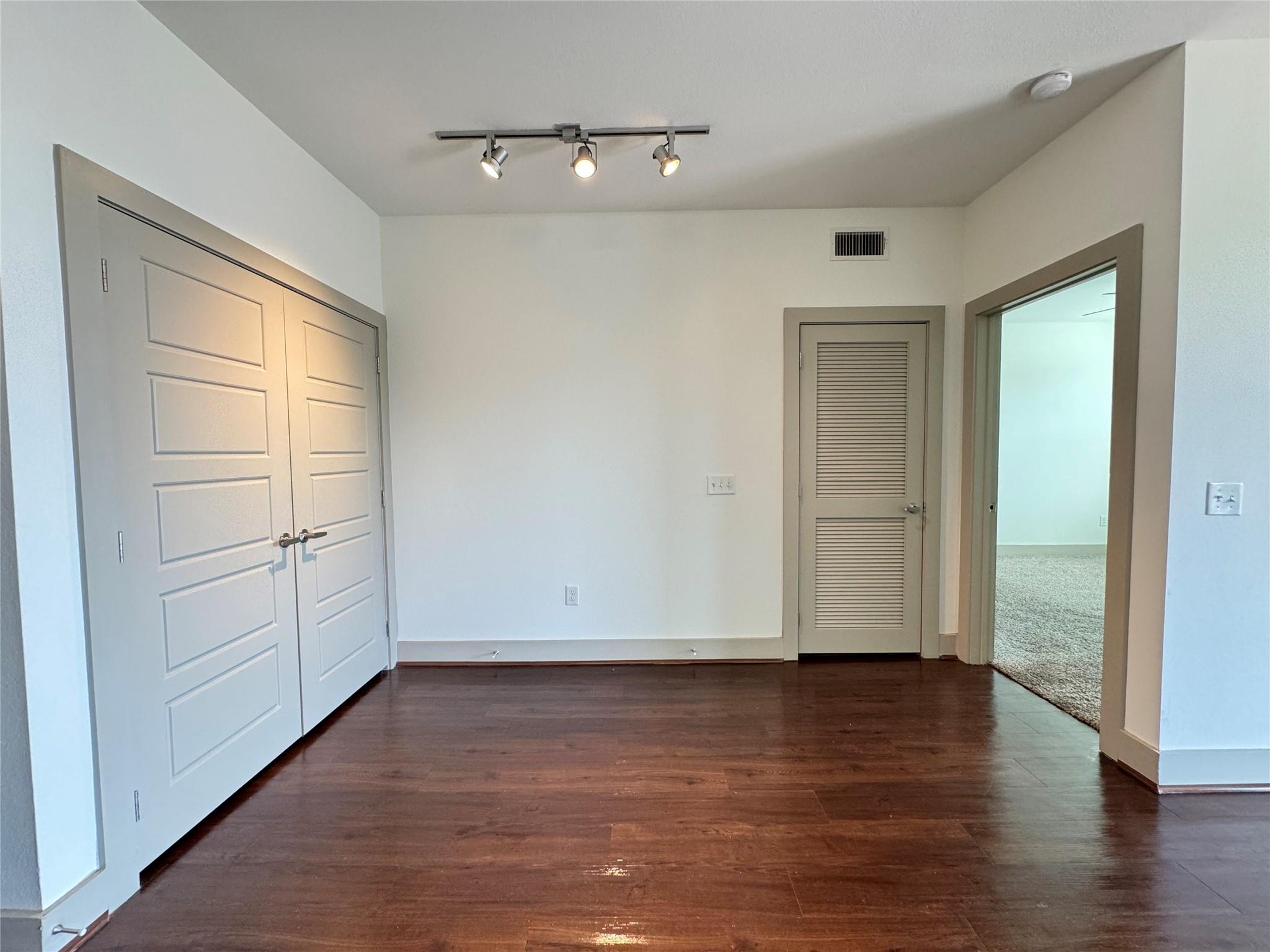 145 Heights Blvd 10B.447