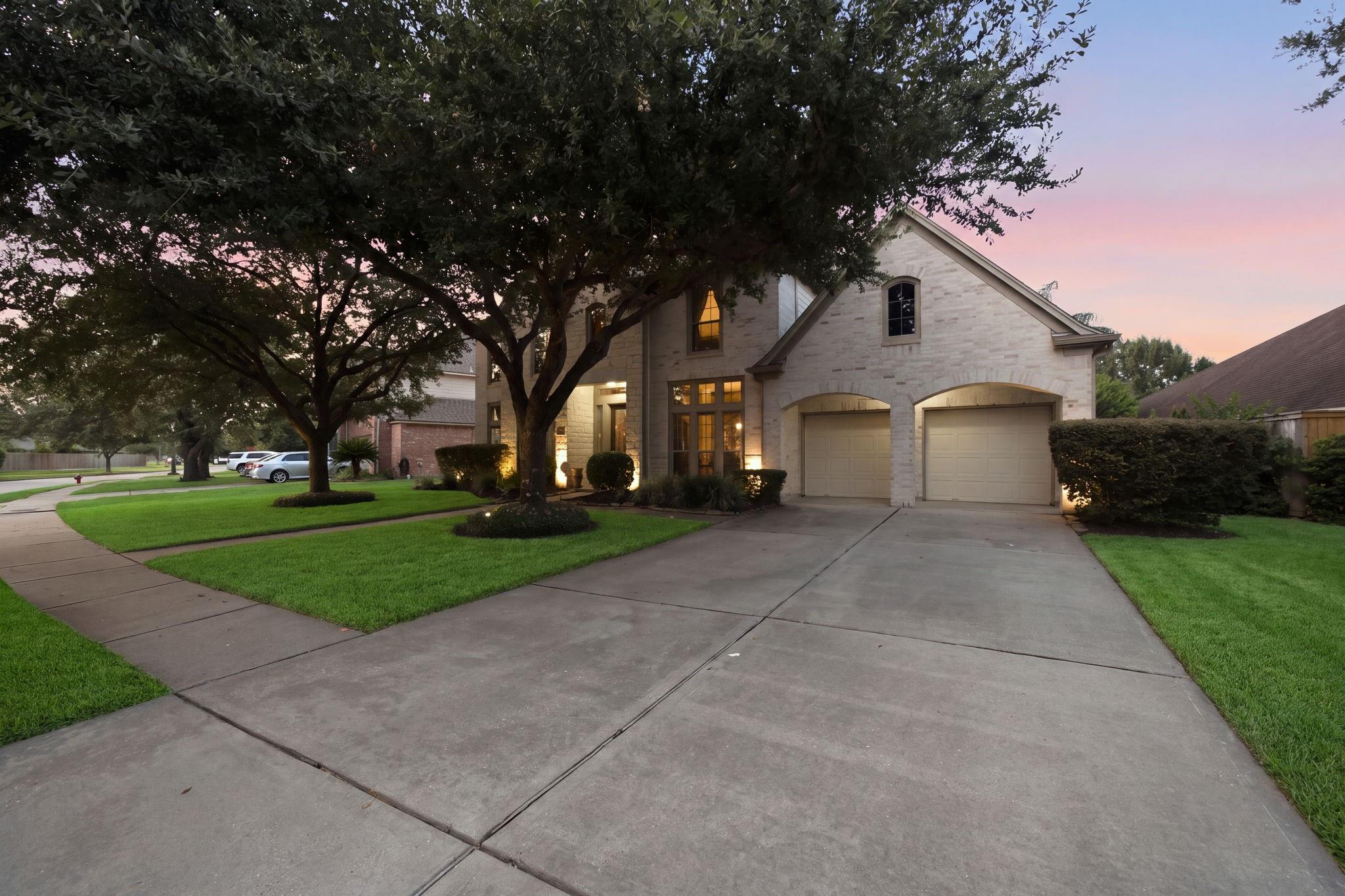 1020 Broad Bay Lane