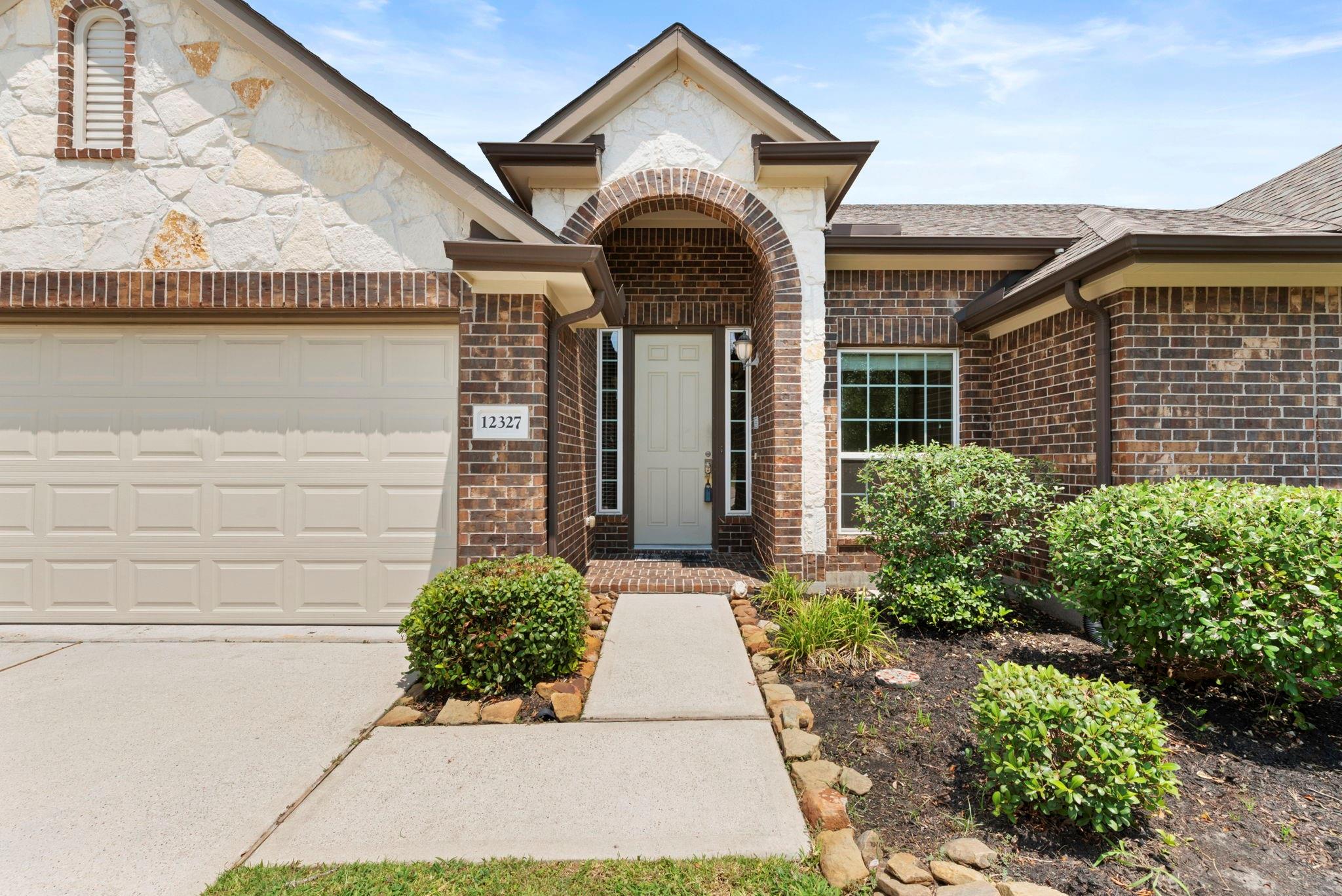 12327 Northpointe Ridge Lane