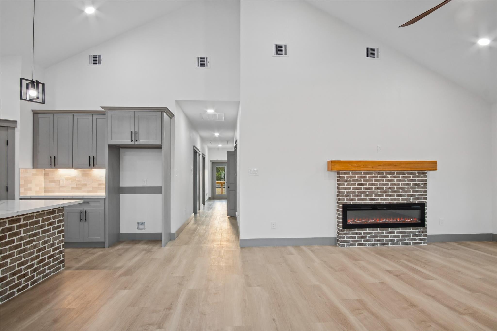 406 West Drive