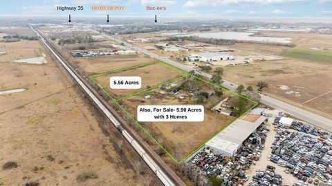 4140 E Highway 6 Alvin TX 77511