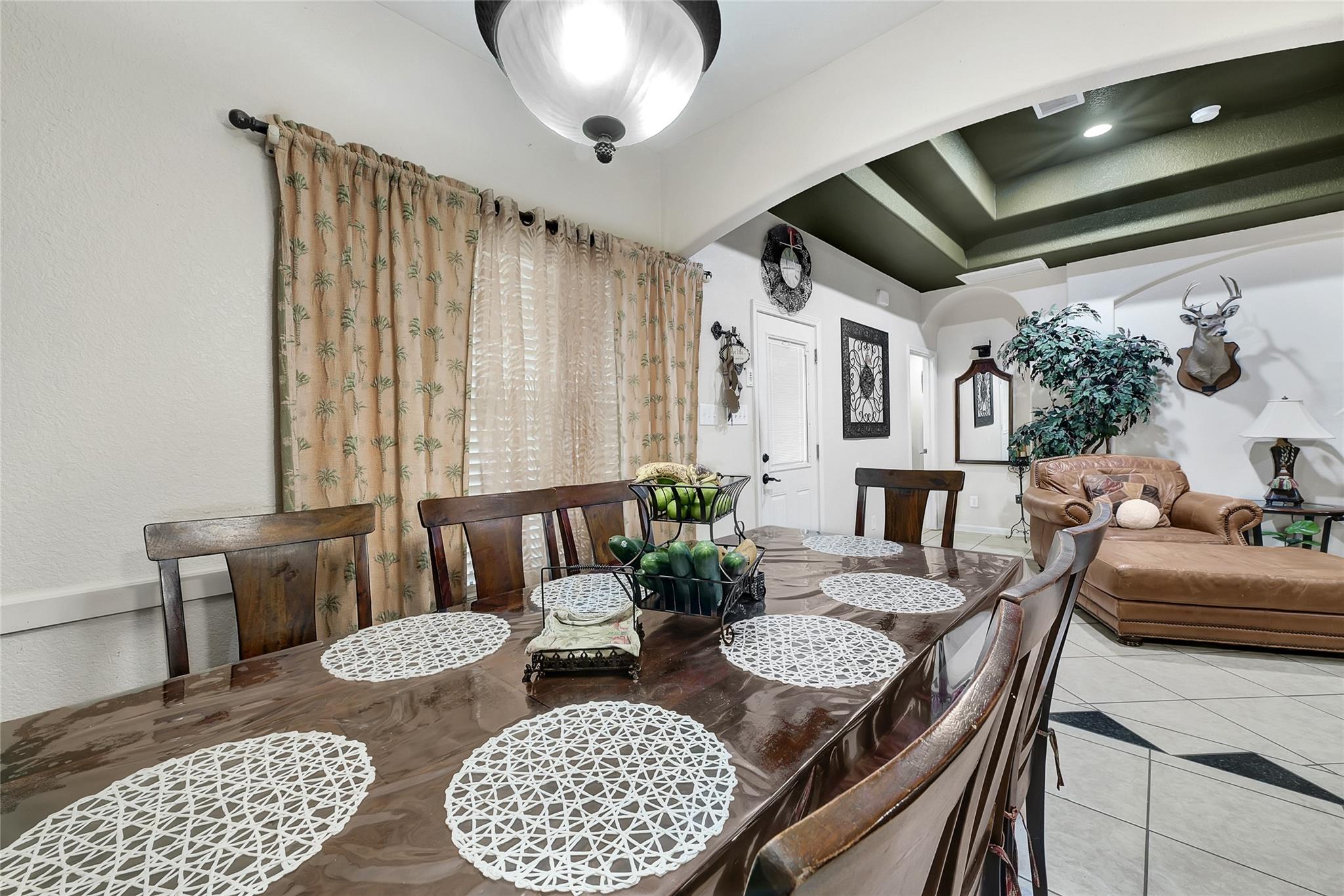 16727 E Longwood Meadows