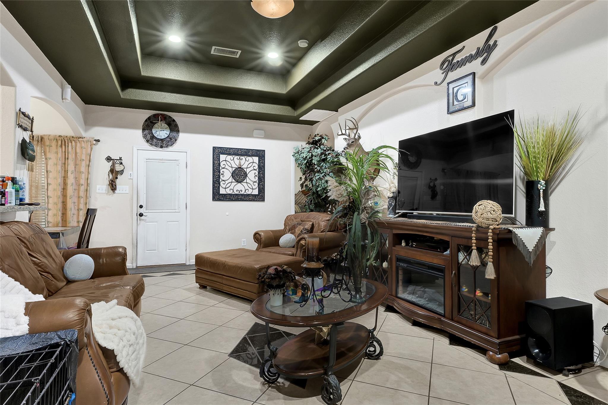 16727 E Longwood Meadows