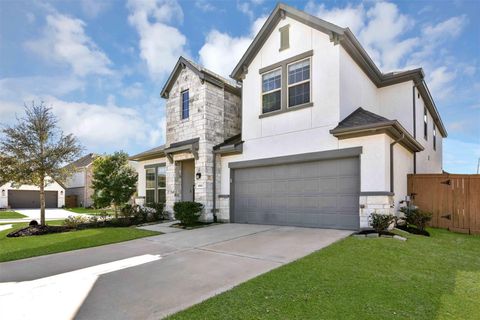 Photo of 11930 Mccallister Run Drive, Humble, TX 77346 (MLS # 81913326)