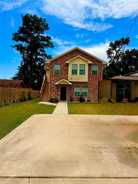 Photo of 23030 S Oak Drive, Porter, TX 77365 (MLS # 85943131)