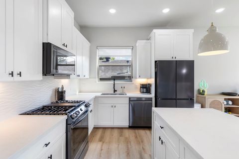 Photo of 3505 Golf Drive #D, Houston, TX 77018 (MLS # 7366608)