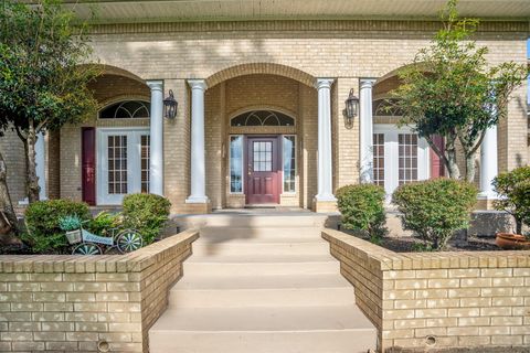 118 Waterfront Drive Montgomery TX 77356