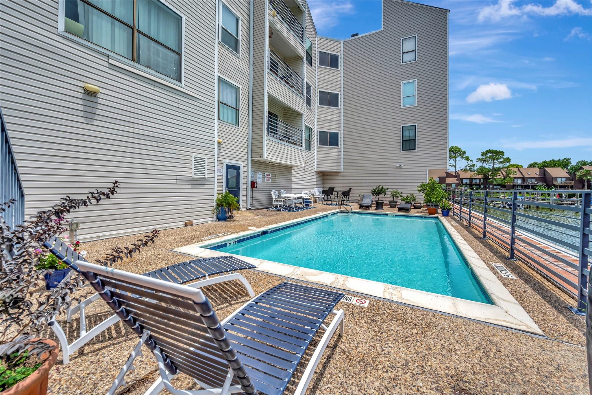 793 Davis Road 112