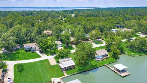 Homes For Sale - 311 Harbor Drive<br/> Onalaska, TX 77360