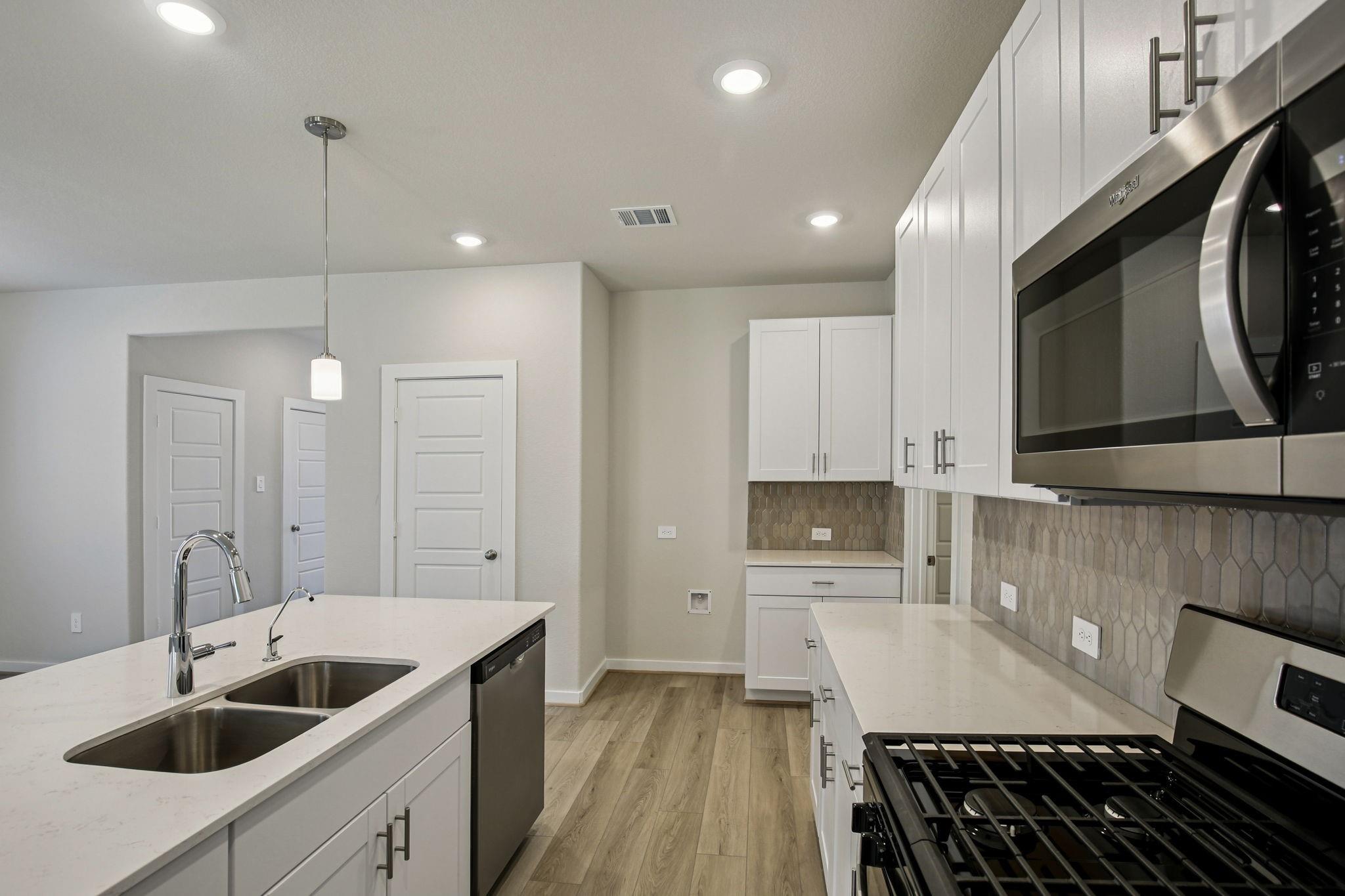 29214 Farmhouse Estates