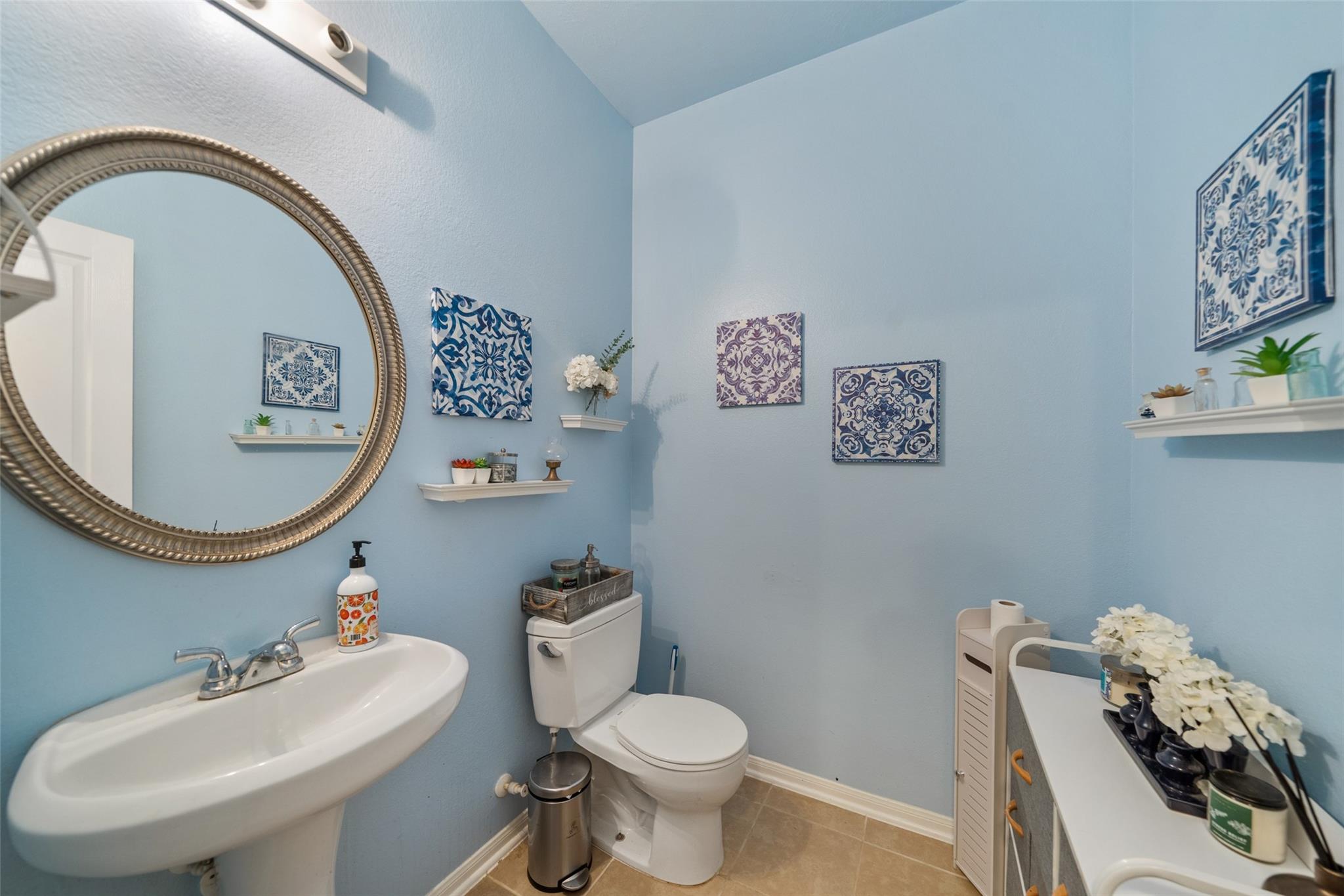 8218 Almera Falls Drive