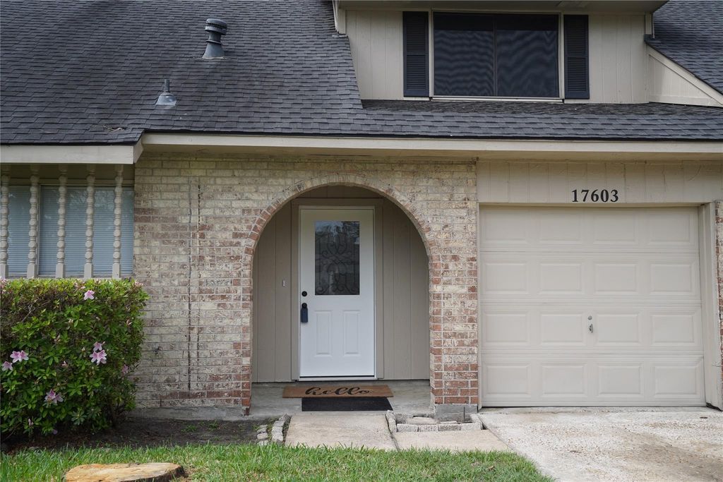 Photo of 17603 Crestline Road, Humble, TX 77396 (MLS # 70590306)
