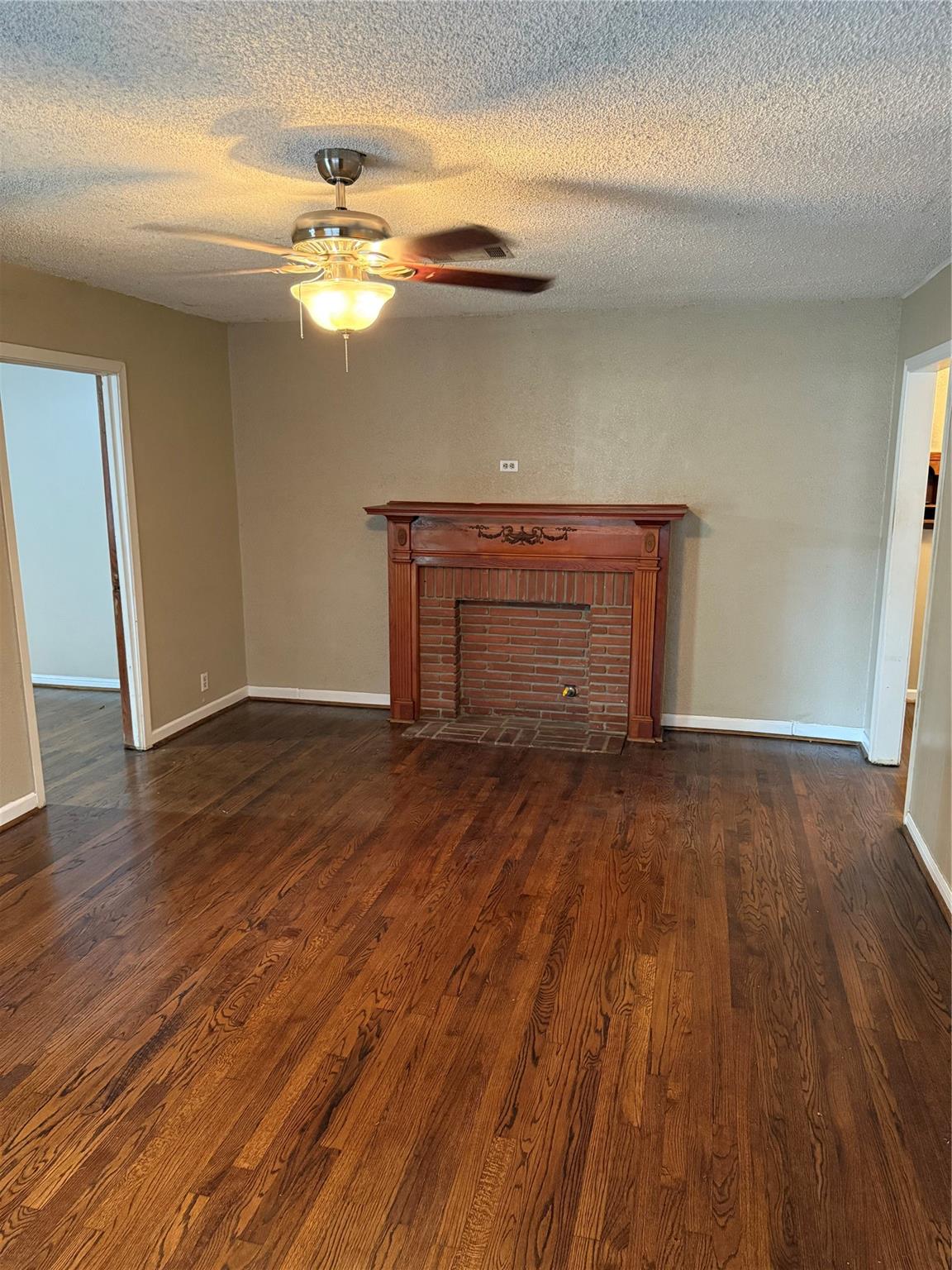 216 Schilling Street