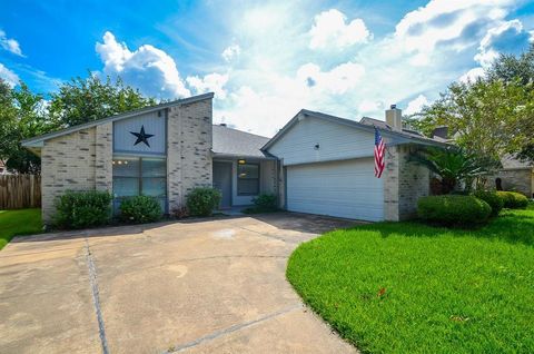 Photo of 1319 Silver Morning Drive, Katy, TX 77450 (MLS # 84146303)