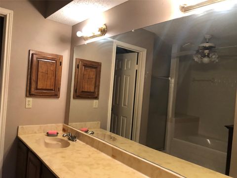 Tiny photo for 8715 Lawncliff Lane, Houston, TX 77040 (MLS # 71296013)