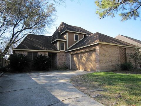 Photo of 8715 Lawncliff Lane, Houston, TX 77040 (MLS # 71296013)