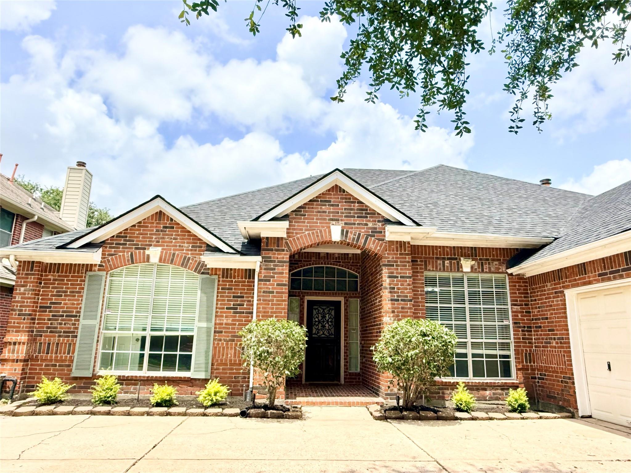 12110 Shadowpoint Drive