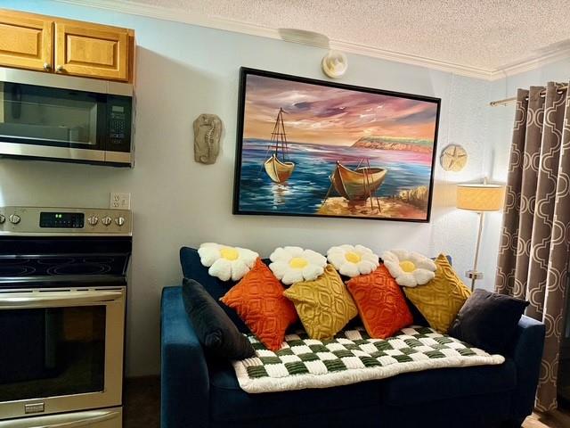 6102 Seawall Boulevard 391