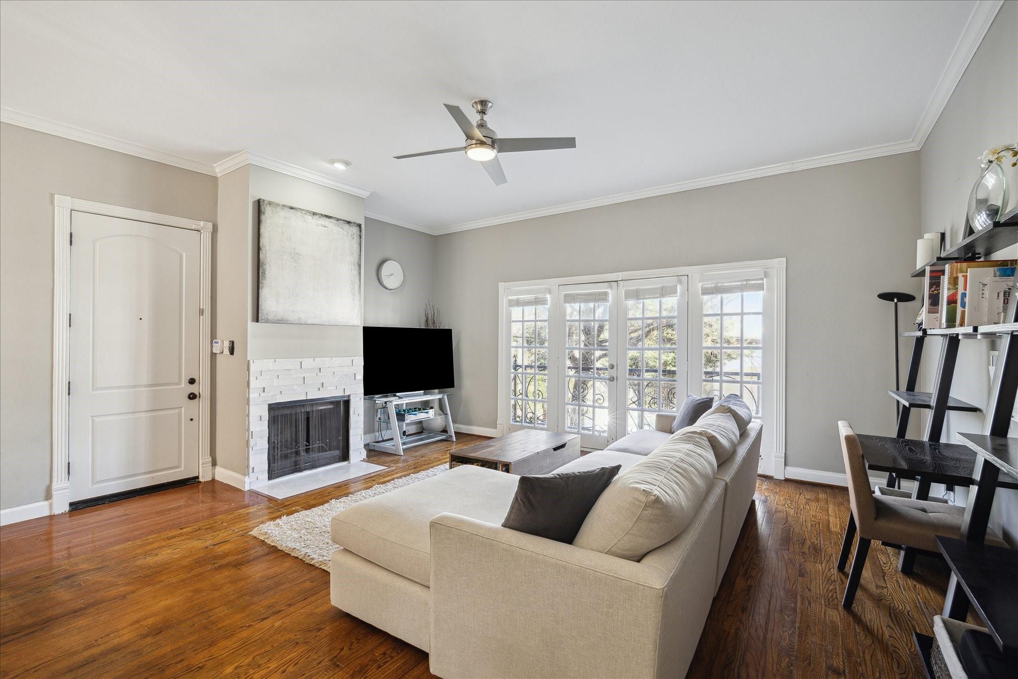 2413 Kingston Street