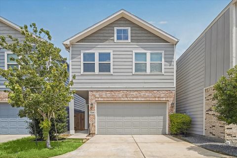 Photo of 5443 Camaguey Street, Houston, TX 77023 (MLS # 68879188)